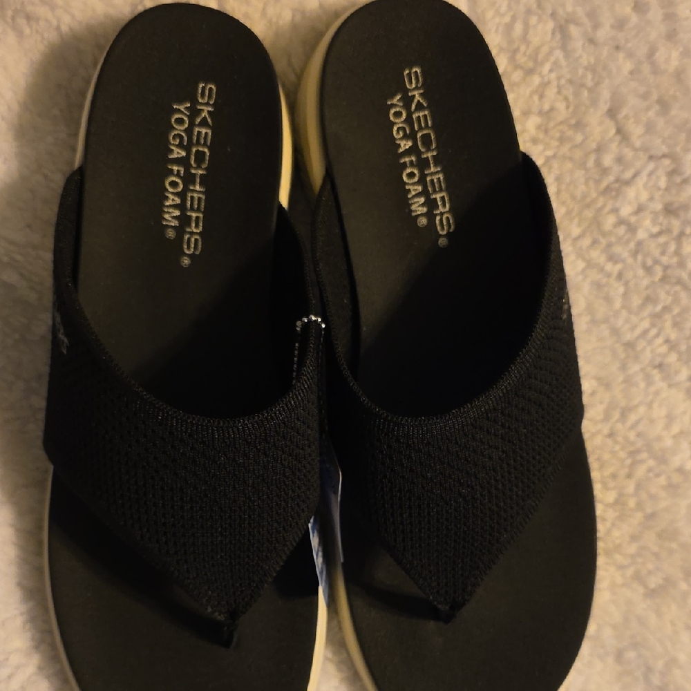 Skechers Black Yoga Foam Flip Flops